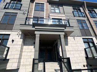 30 Halliford Pl E #208, Brampton, ON L6P4N6