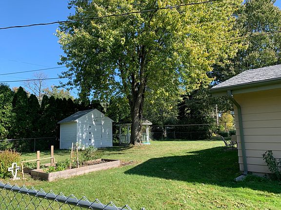 2nd image of 4109 Highwood Dr