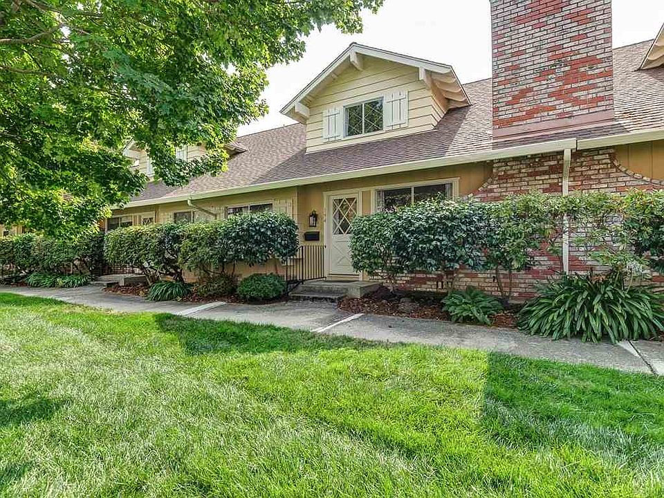 1st image of 194 Miramonte Dr
