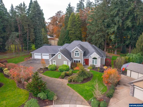 604 Shadow Ridge Ct, Silverton, OR 97381