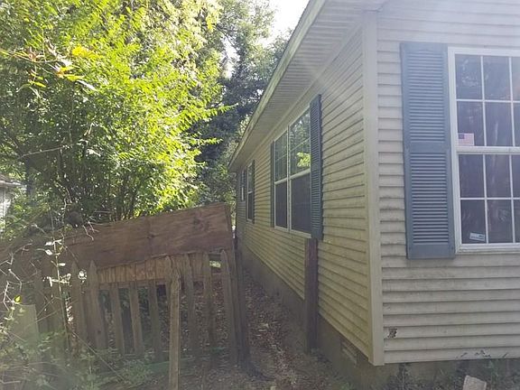 4th image of 5831 Bonnie Brae St