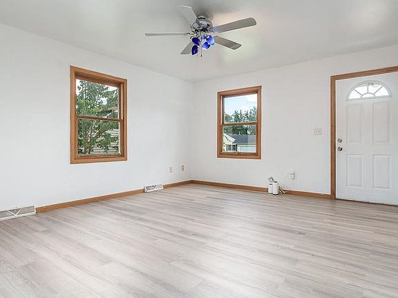 4th image of 2951 16th St