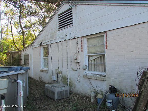 2nd image of 4724 Putnam Ave