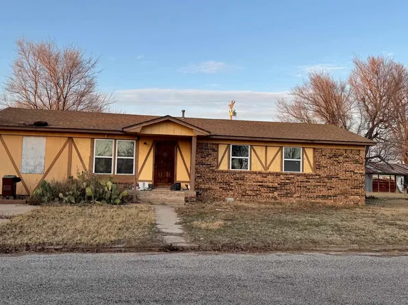 109 E 2nd St, Vici, OK 73859