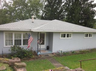 49 Maple Ln, Wheeling, WV 26003