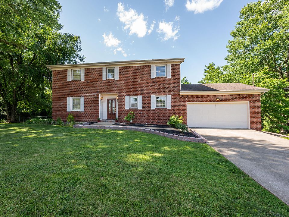1st image of 105 White Oak Dr