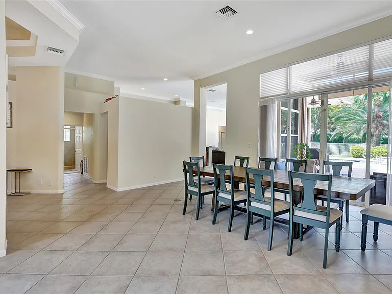 4070 Sanderling Ln — Photo 13