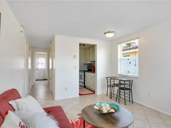 2600 Paula Dr N APT 6