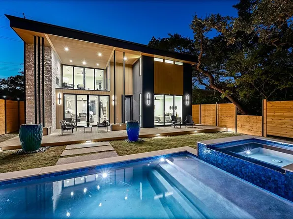 2423 S 5th St, Austin, TX 78704