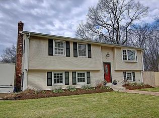 23 Service Rd, West Warwick, RI 02893