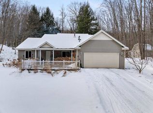 6767 Pincherry Rd, Charlevoix, MI 49720