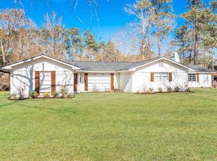 895 Maplewood Dr, Vidor, TX 77662