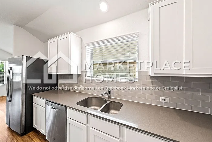 3416 Pauling Loop — Photo 7