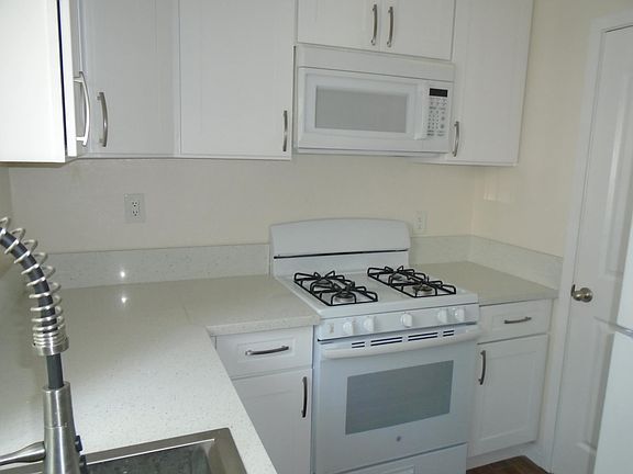 3rd image of 410 W Imperial Hwy APT 203