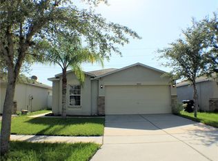 8008 Carriage Pointe Dr, Gibsonton, FL 33534