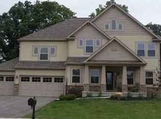 3265 Marcliff Dr, Lewis Center, OH 43035