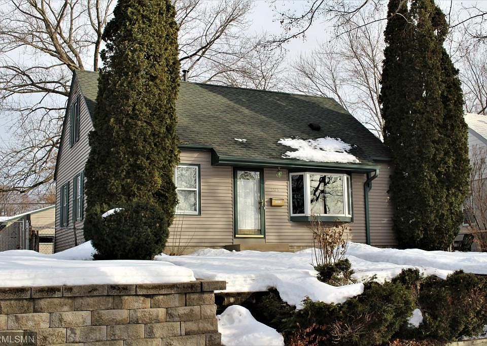 1st image of 3515 Buchanan St NE
