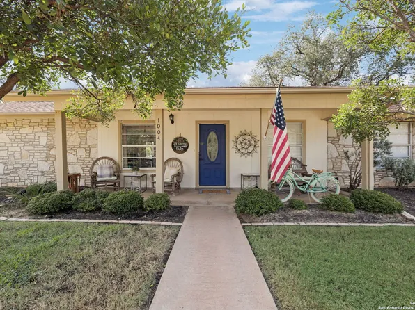 1004 Shorewood, Granite Shoals, TX 78654