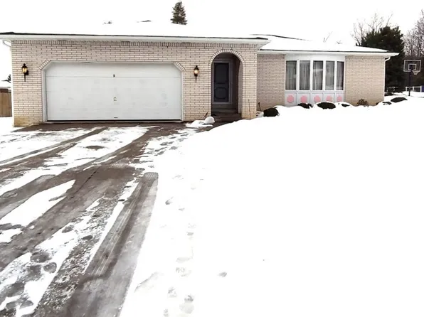 5 Pine Tree Ln, Buffalo, NY 14224