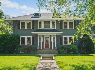 237 Lovejoy Ave, Waterloo, IA 50701