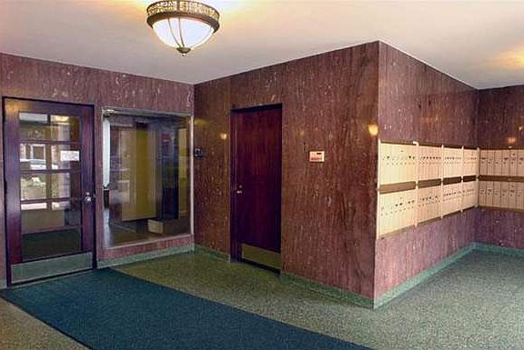 3rd image of 855 Hinman Ave APT 511