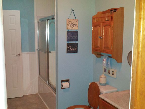 2nd image of 1106 Barberry Ln