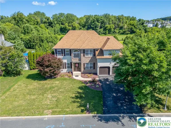 973 Heather Ln, Easton, PA 18040