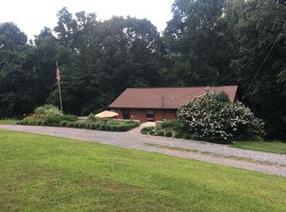 150 Fence Trl, Canton, NC 28716