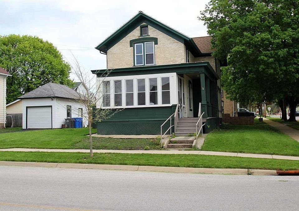 1st image of 713 S 2nd St #1/2