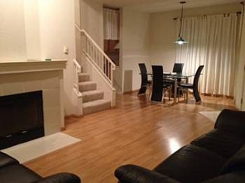 3rd image of 1121 E San Fernando St