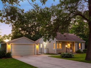 8716 1st Ave S, Bloomington, MN 55420