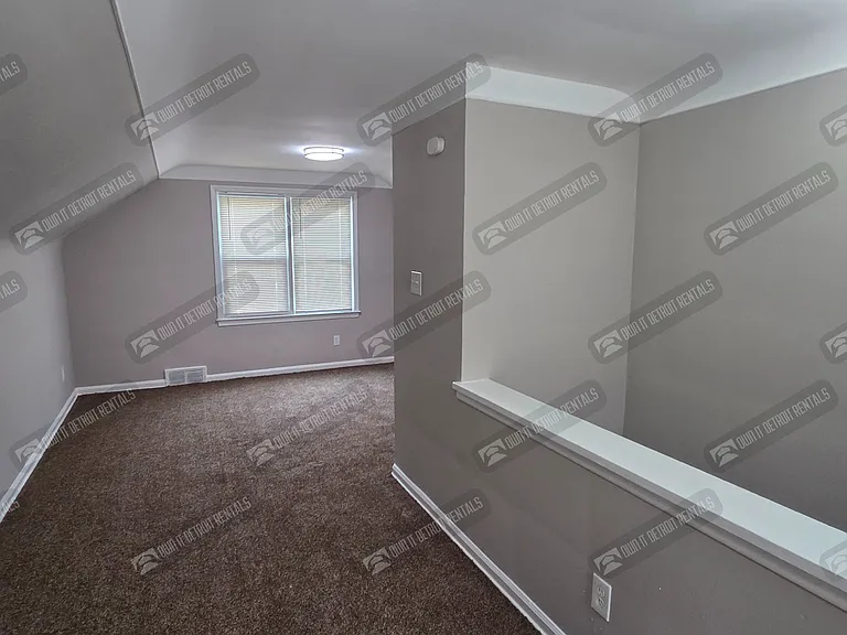 16600 Carlisle St — Photo 15