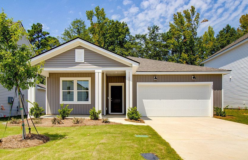 Discover the Ibis in Grand Arbor.