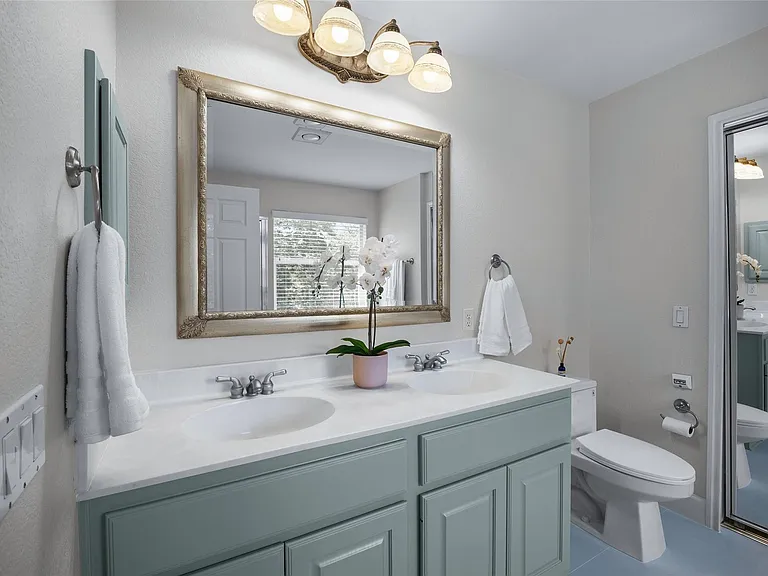 4033 Canyon Glen Cir — Photo 23