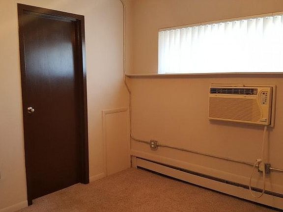 4th image of 1915 N Main St APT C1