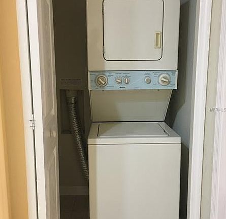 5th image of 317 Southern Pecan Cir Unit 101