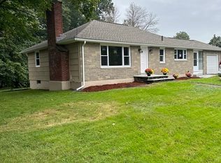 128 Westwood Pkwy, Southbridge, MA 01550
