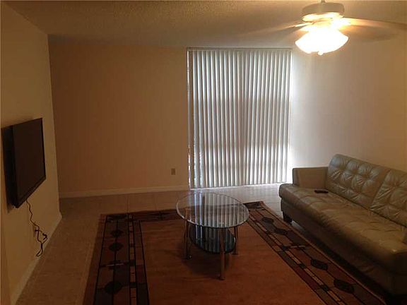 2nd image of 200 172nd St APT 511