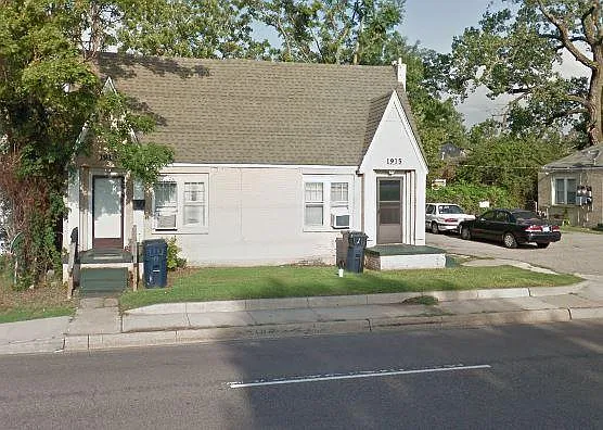 1913 N May Ave — Photo 1