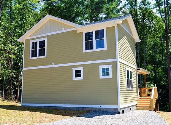 2nd image of 148 McKenzie Dr #4