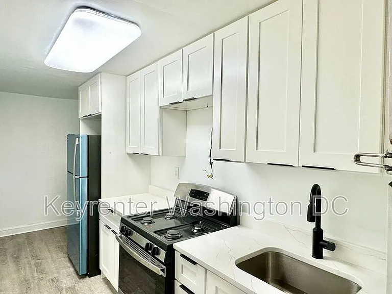 943 Bonifant St #5 — Photo 18