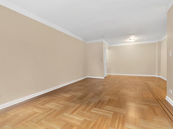 3rd image of 1 Jane St APT 3B