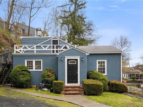 1 Woodlands Ave Elmsford Ny 10523 Zillow