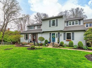 1370 Pennsbury Dr, Cincinnati, OH 45238