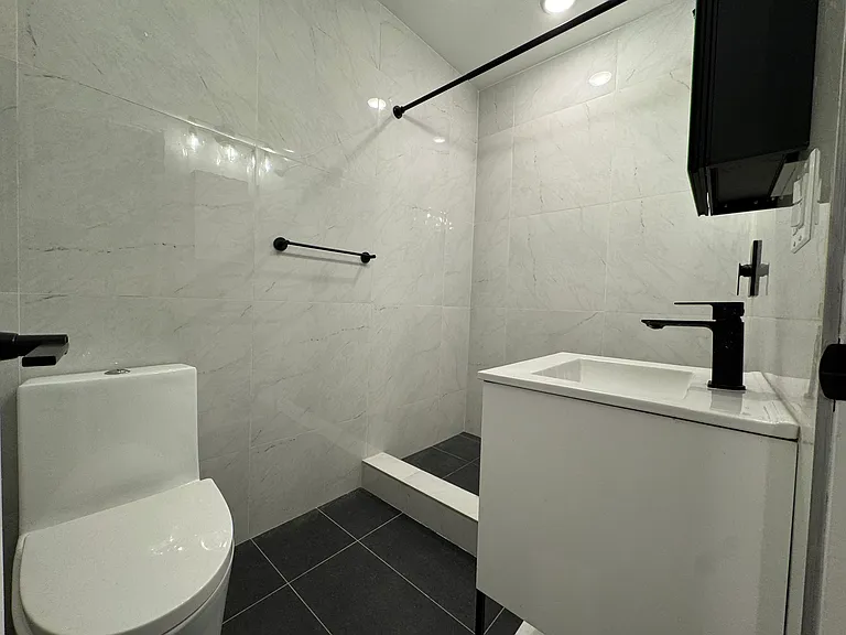 55A Tunxis Ave #221 — Photo 13