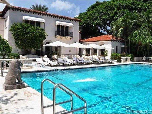 2nd image of 19227 Fisher Island Dr #19227