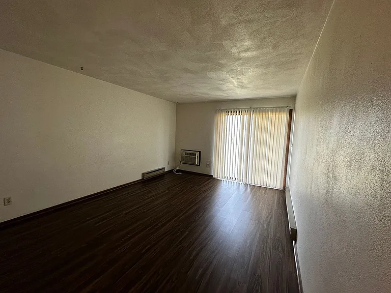 2111 Refset Dr — Photo 9