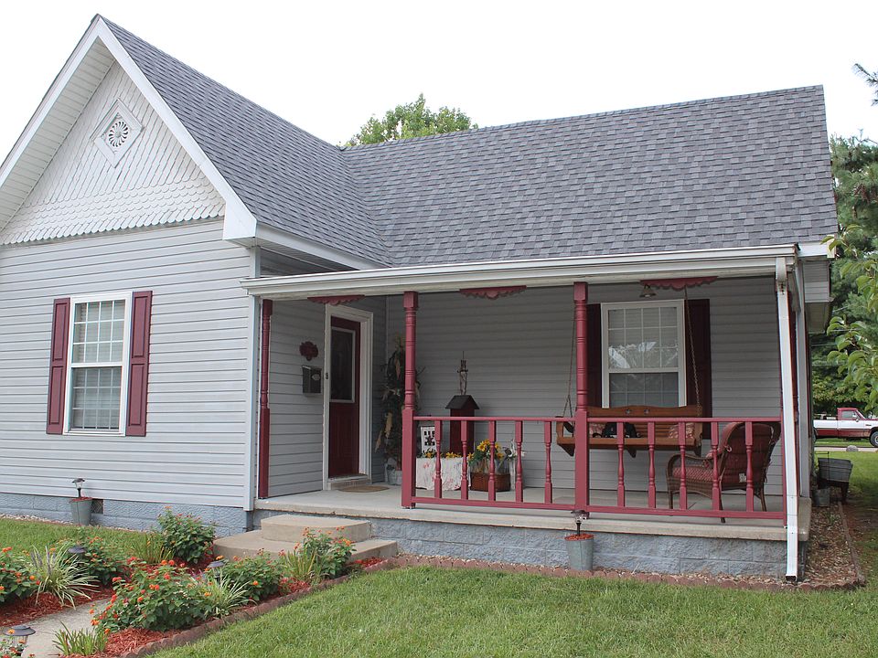 1st image of 206 S Myra St