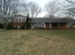 3065 Highway B, Perryville, MO 63775