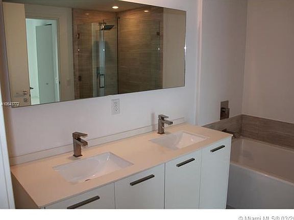 2nd image of 1300 Brickell Bay Dr APT 907
